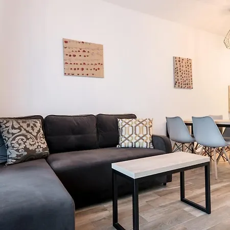1-bedroom Flat In Azur Premium Apartamento